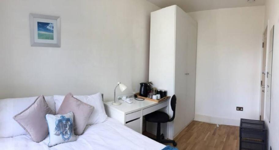 Comfy Private Bedrooms Near Euston Station, Central Лондон Екстериор снимка